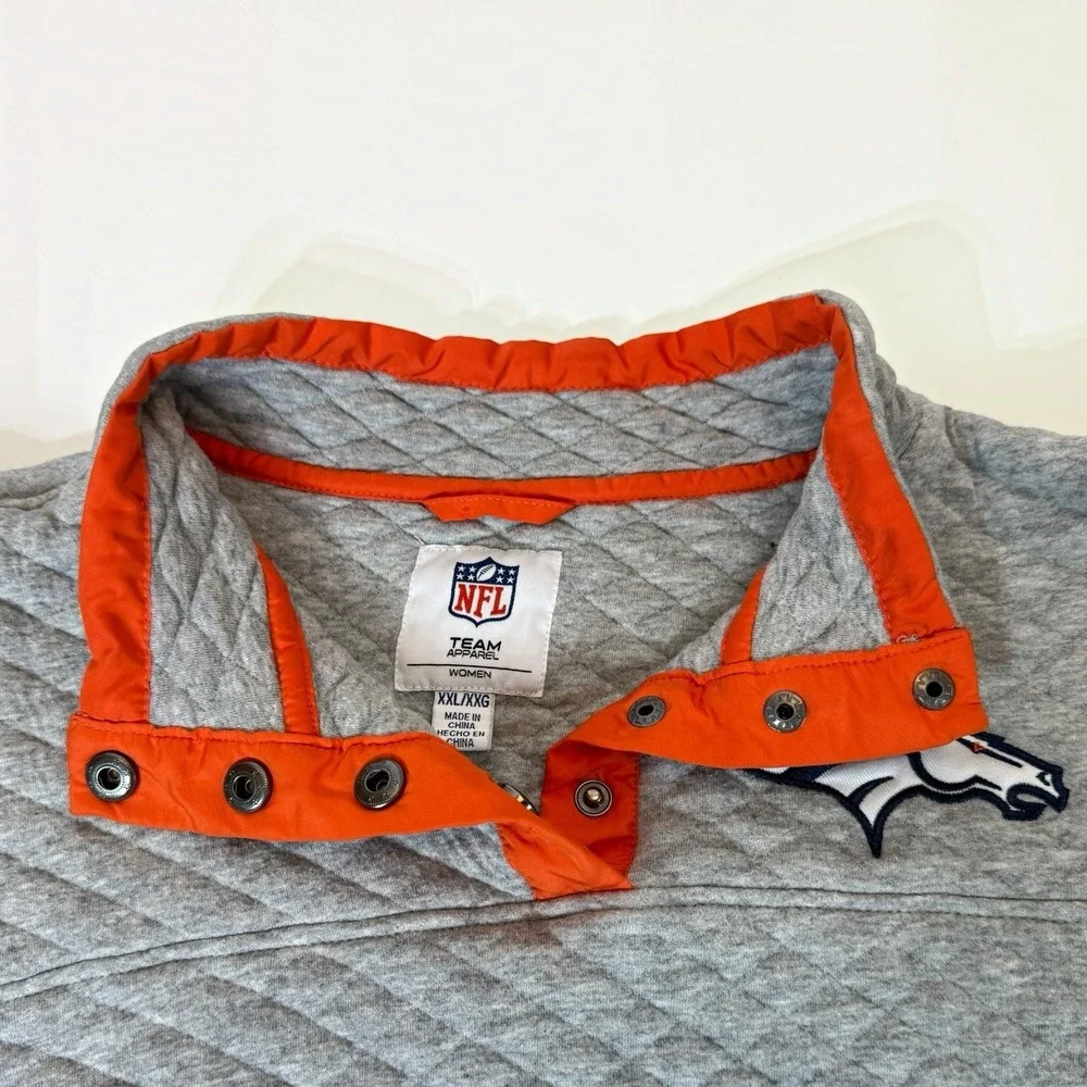 NFL Denver Broncos Women's Quilted Snap Neck Pullover Gray Logo Size XXL